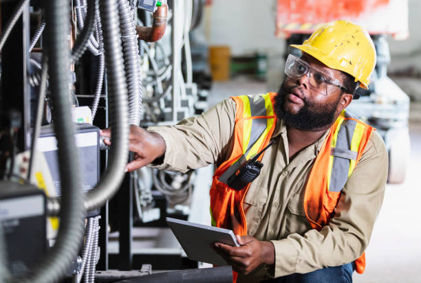 Best Affordable Electrician  in Fort Dodge, IA